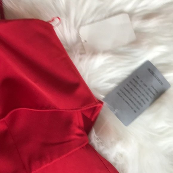 Chelsea28 Red Midi Dress - Picture 4 of 6